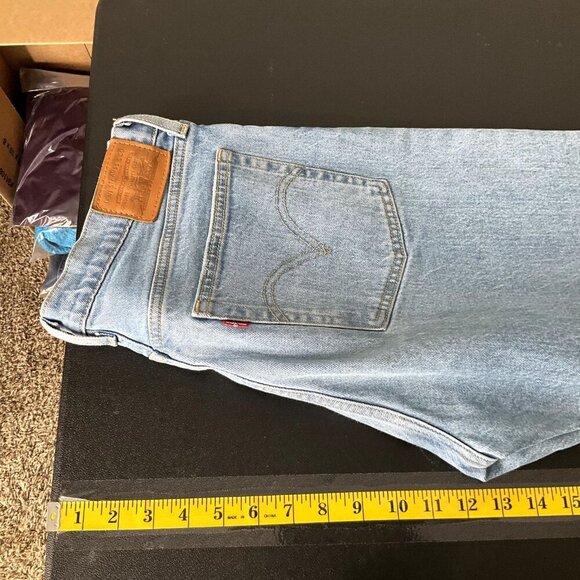 Levis Jeans Women 29 Wedgie Straight Blue Raw Hem Premium Denim - Picture 13 of 14